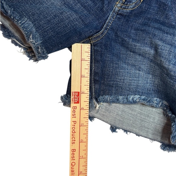 KanCan High Rise Jean Shorts Women's Size Small, Medium Wash Denim - Picture 3 of 5